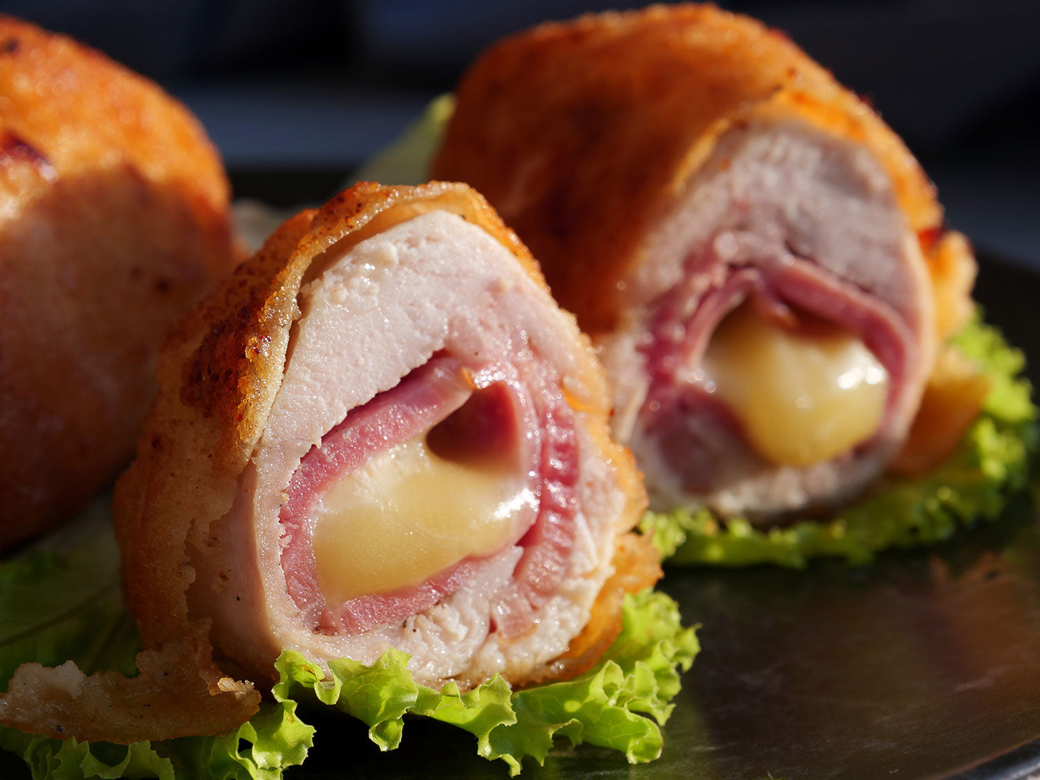 Cordon Bleu grain-fed chicken breast stuffed with ham and cheese - Main Image